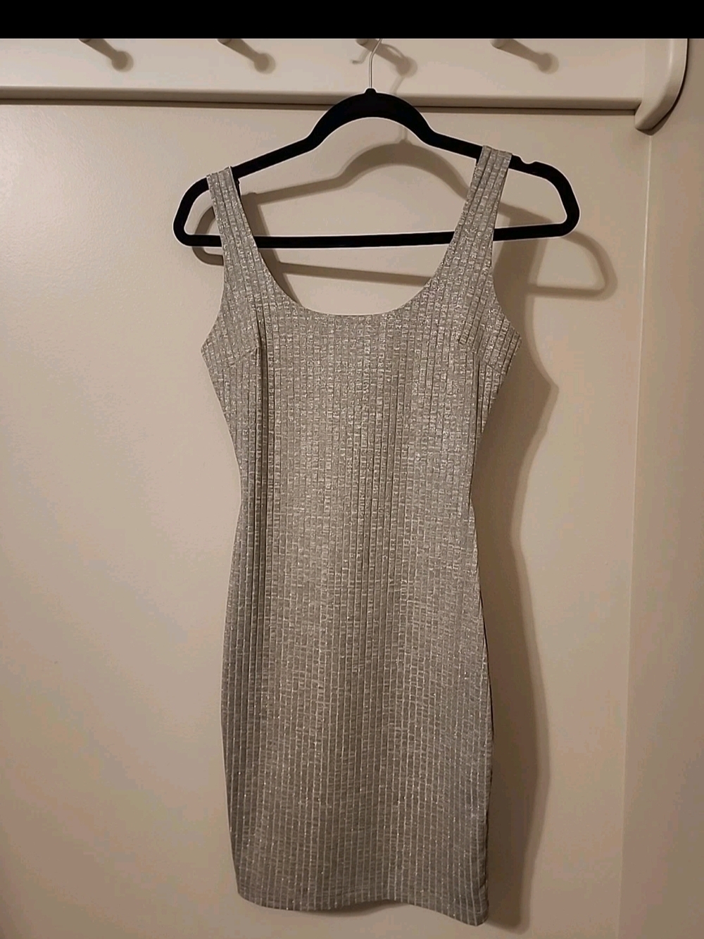 Windsor Silver Ribbed Scoop Neck Mini Dress Size Small